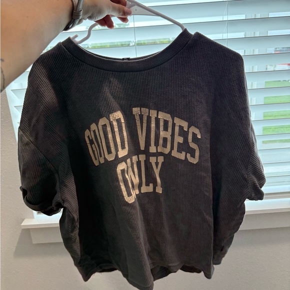 Good Vibes Only Black Tee - Picture 1 of 2